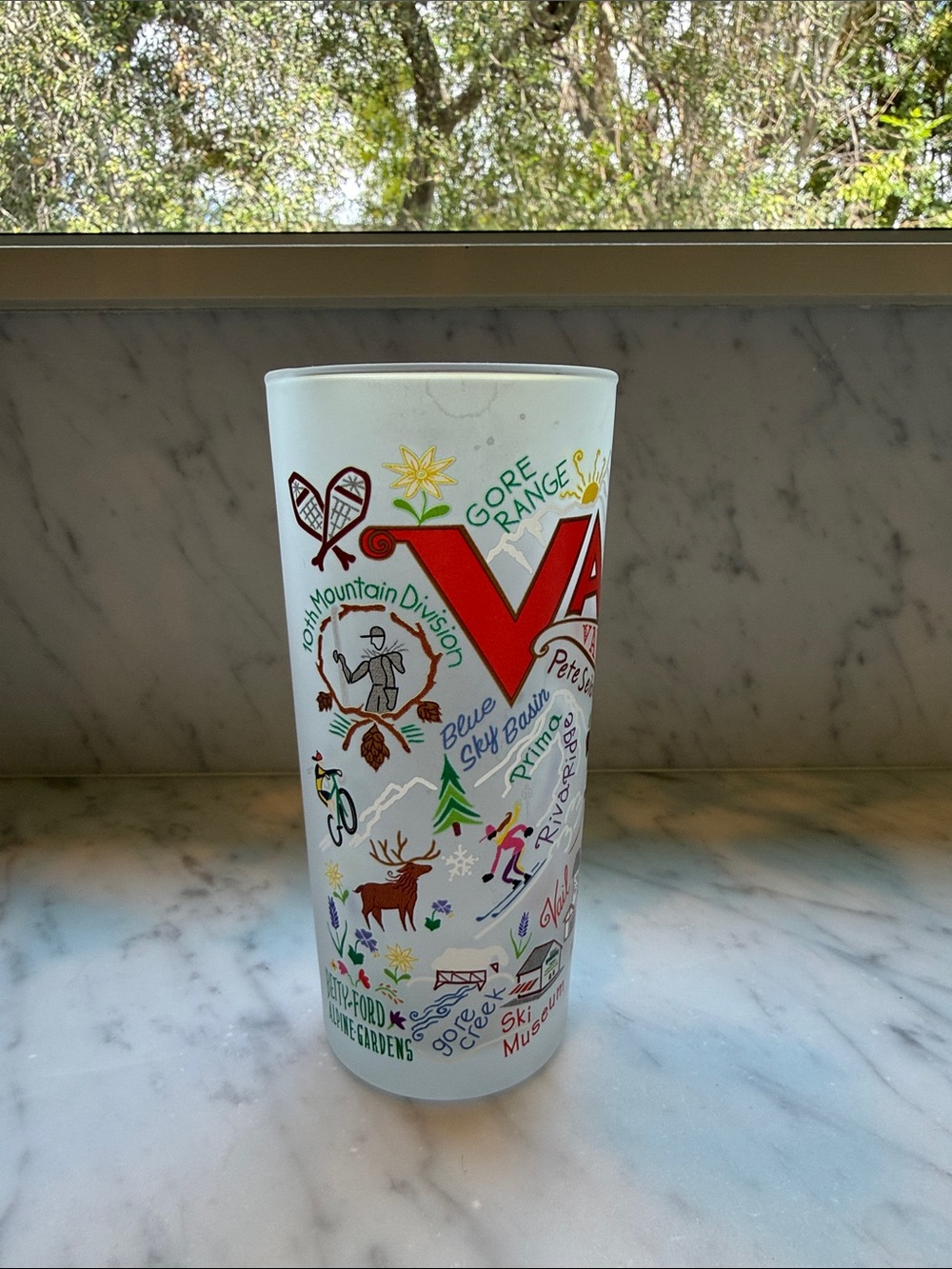 CatStudio Vail Illustrated Souvenir Frosted Glass - Red & Multicolor